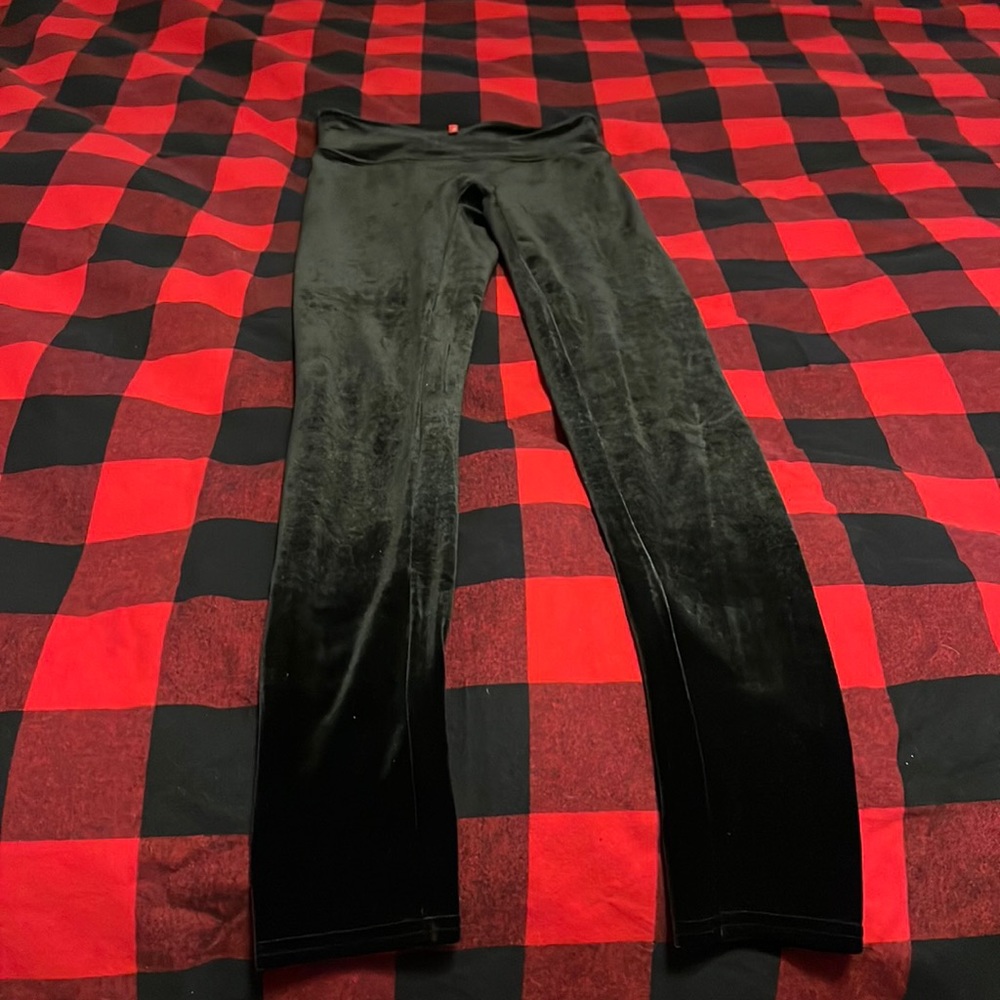 Spanx small leggings. In great condition